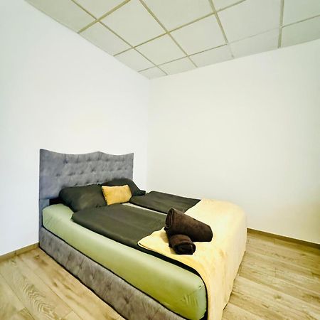 Amazing 2Br Apartment Near Praterstern เวียนนา ภายนอก รูปภาพ